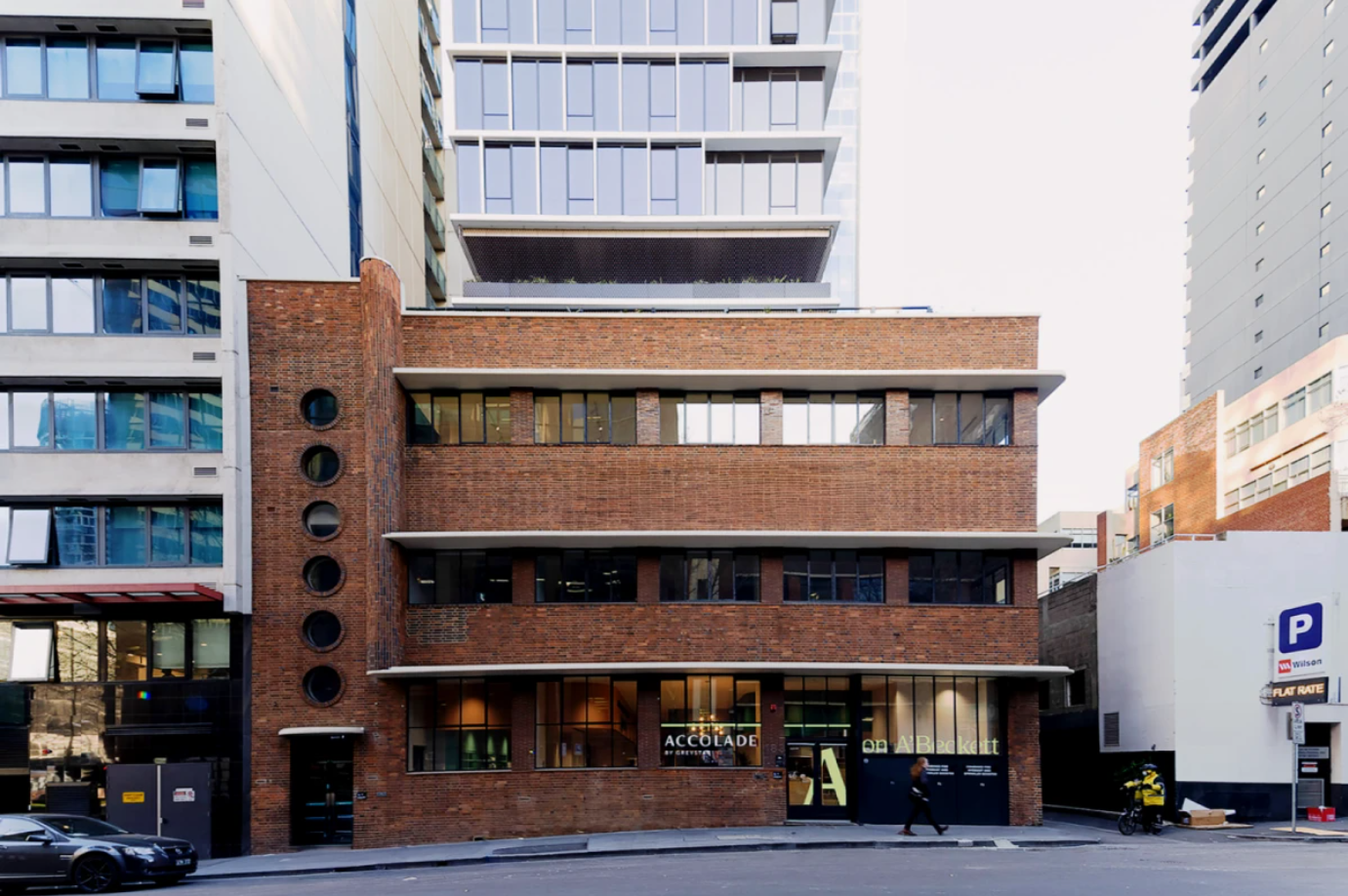 Accolade On A'Beckett