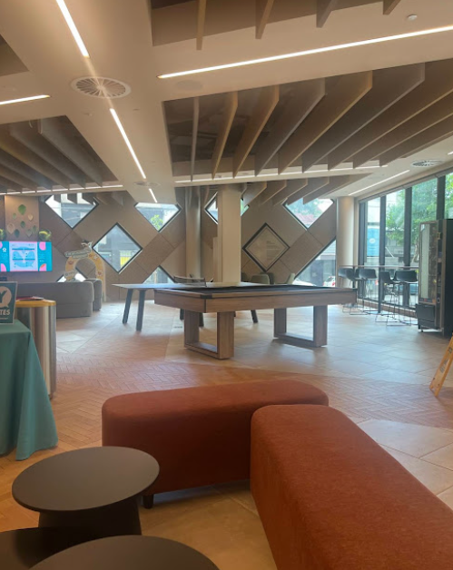 Y Suites on Margaret